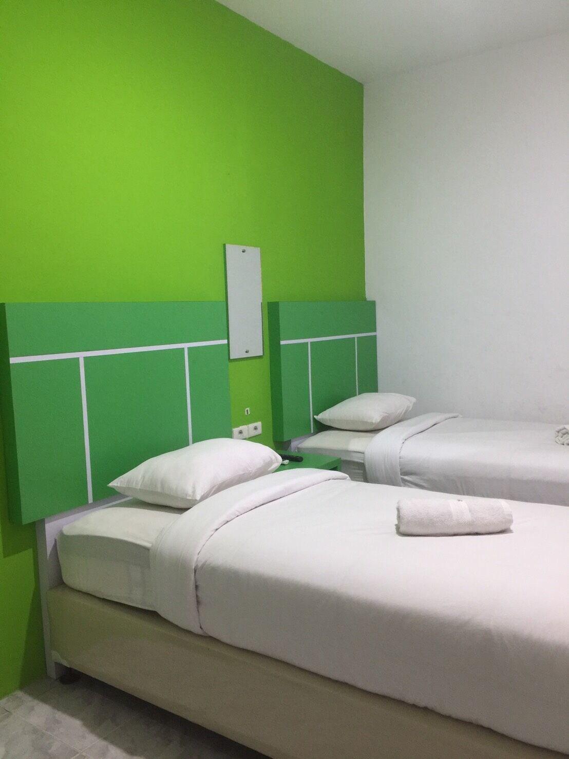 Oyo 1825 Marcopolo Homestay Pekanbaru Luaran gambar